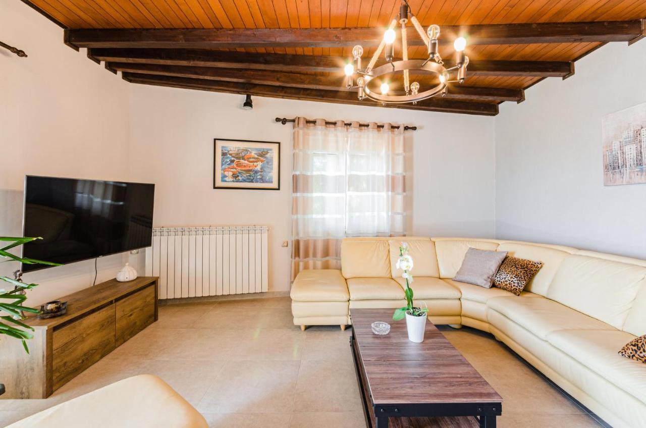 Villa Valentina Bribir  Exteriör bild
